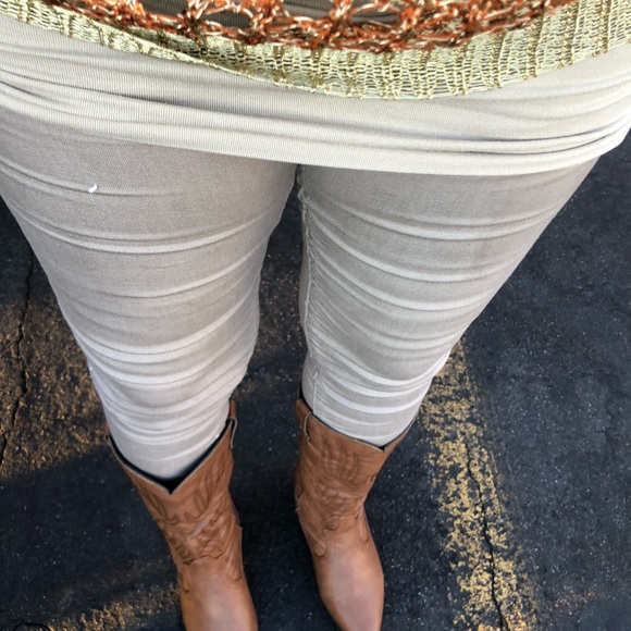 Blouse size large - Picture 2 of 3